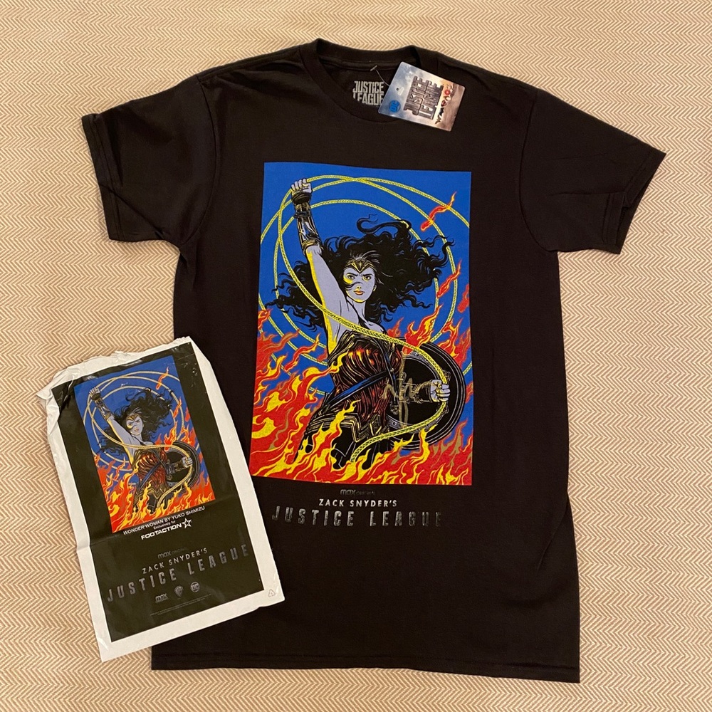 Zac Snyder (autographed) Justice League Wonder Woman T Shirt
